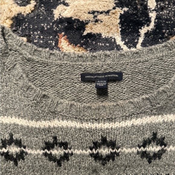 Patterned Gray Sweater - Picture 2 of 3